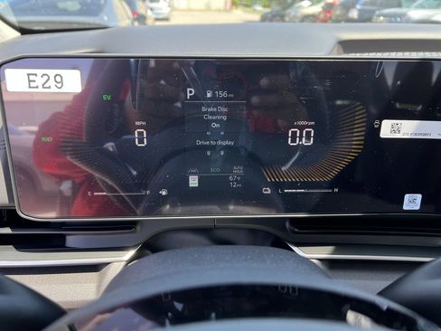 New 2026 Kia Carnival EX FWD image 15