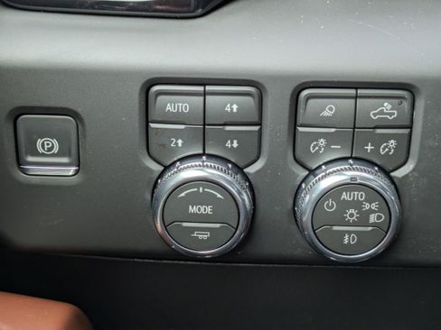 New 2026 GMC Sierra 3500 Denali Ultimate image 26