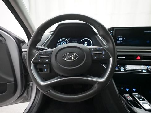 Used 2023 Hyundai Sonata SEL w/ Convenience Package image 4