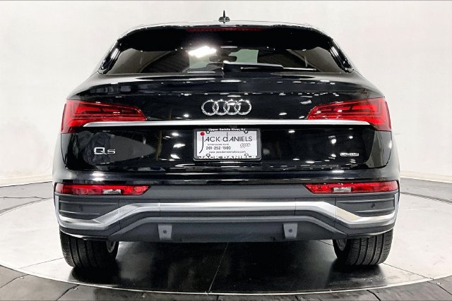 Used 2025 Audi Q5 2.0T Premium Plus w/ Premium Plus Package AWD/4WD image 3