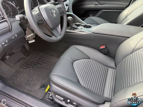 Used 2024 Toyota Camry SE FWD image 15