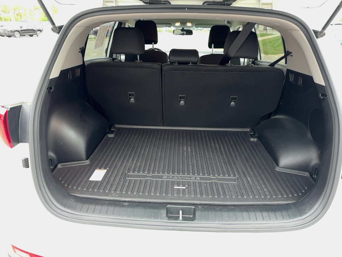 Used 2019 Kia Sportage LX AWD/4WD image 17