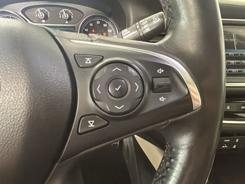 Used 2018 Buick Enclave Essence w/ Trailering Package FWD image 16