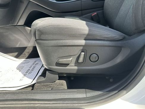 Used 2023 Hyundai Santa Fe SEL AWD/4WD image 16