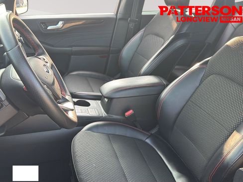Used 2025 Ford Escape ST-Line AWD/4WD image 16