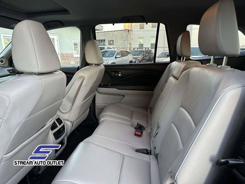 Used 2021 Honda Pilot EX-L image 12