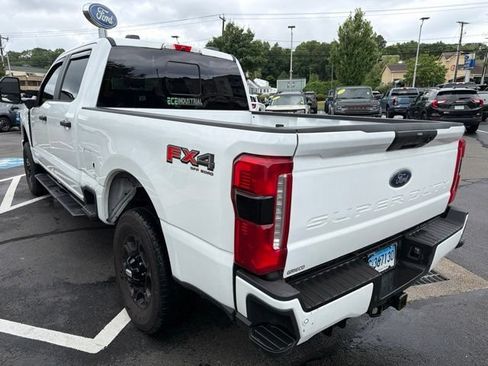 Used 2024 Ford F250 XL w/ STX Appearance Package AWD/4WD image 5