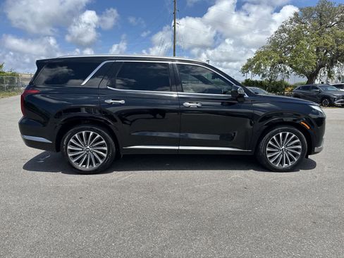 Used 2024 Hyundai Palisade Calligraphy AWD/4WD image 11