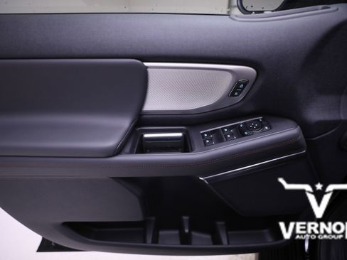 New 2025 Ford Expedition Max Active image 19