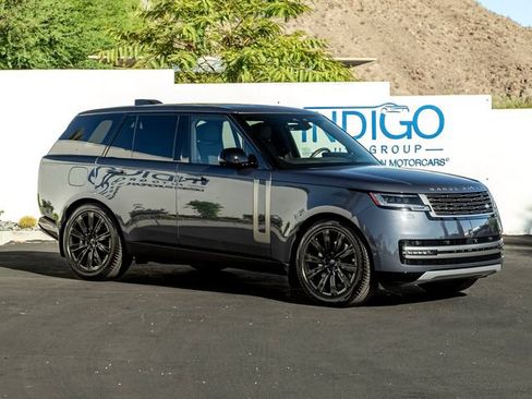 Used 2024 Land Rover Range Rover SE AWD/4WD image 4