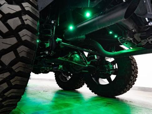 Used 2025 Jeep Gladiator Sport image 18