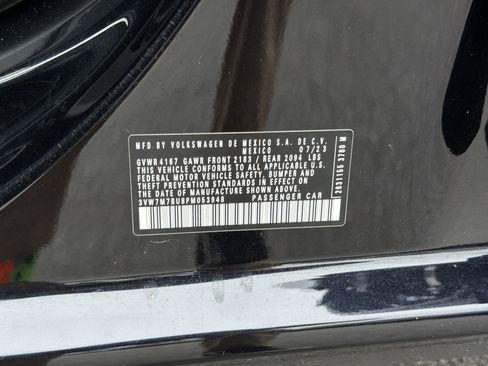 Used 2023 Volkswagen Jetta SE image 33