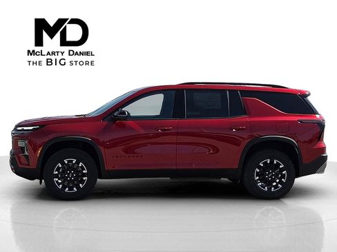 New 2026 Chevrolet Traverse Z71 w/ Driver Confidence Package image 3