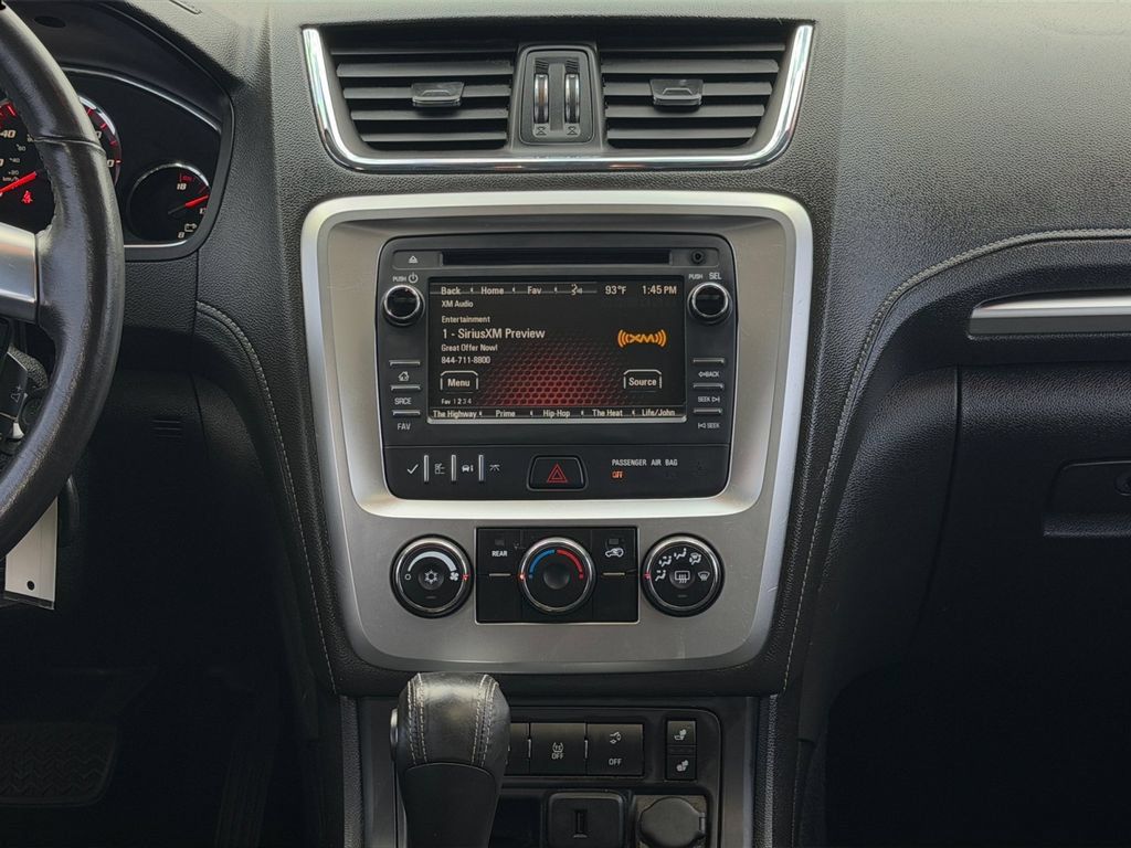 Used 2015 GMC Acadia SLE FWD image 23