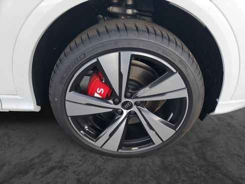 New 2025 Audi SQ5 Premium Plus image 6