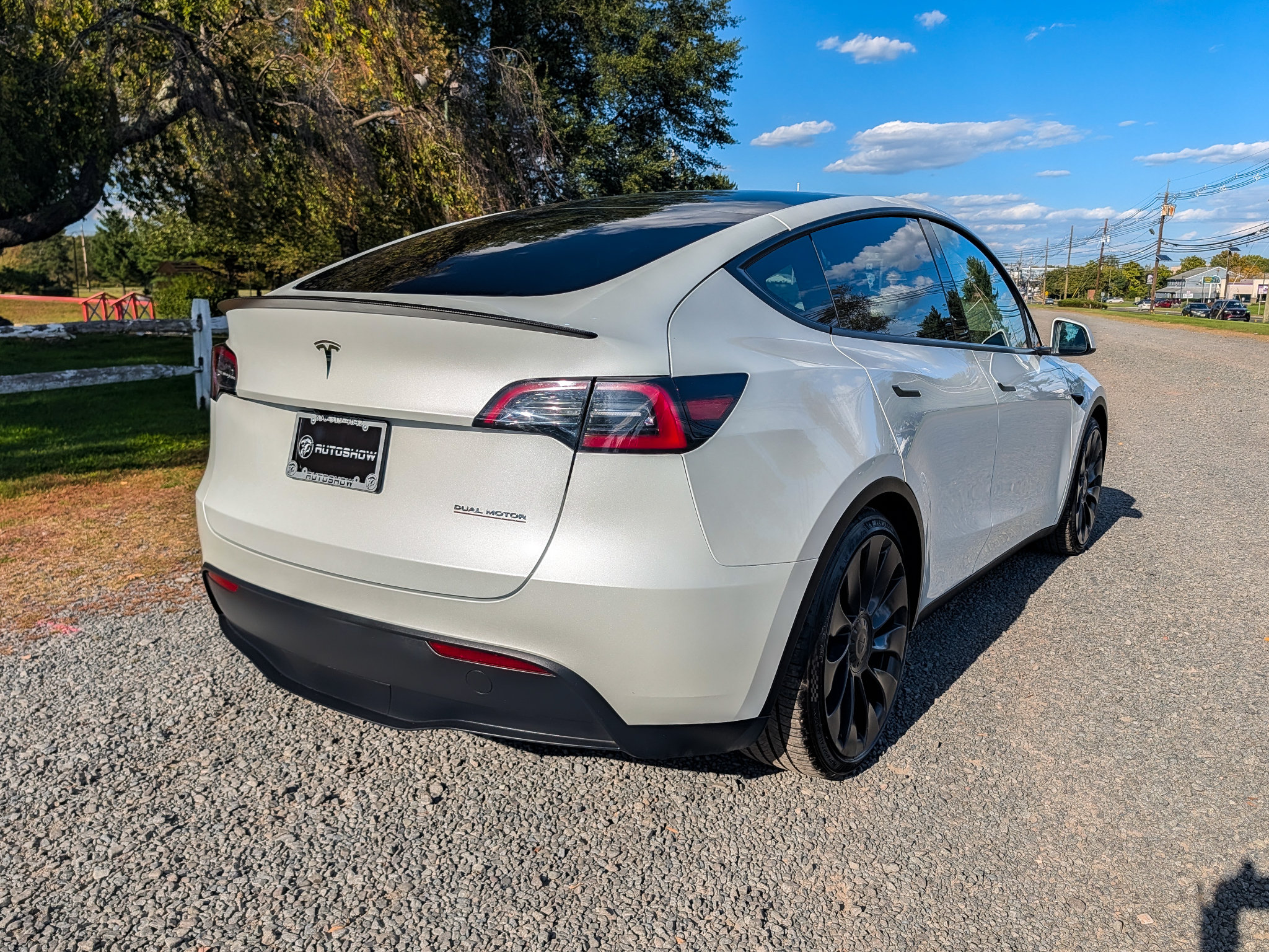 Used 2023 Tesla Model Y Performance AWD/4WD image 5