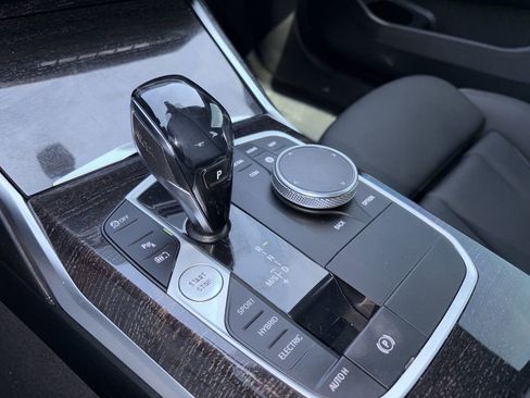 Used 2021 BMW 330e xDrive w/ Premium Package image 5