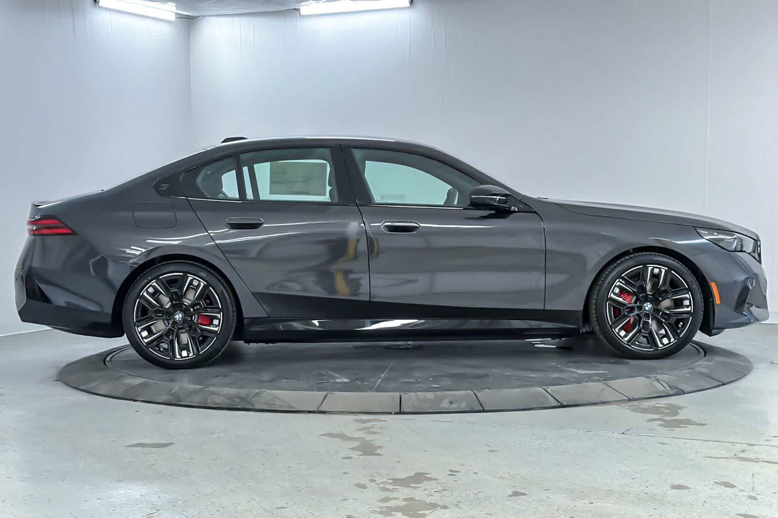 New 2026 BMW i5 M60 AWD/4WD image 8