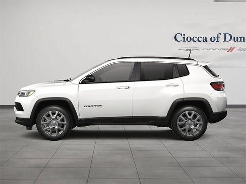 New 2024 Jeep Compass Latitude w/ Sun and Sound Group image 3