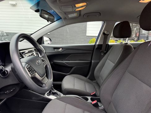 Used 2021 Hyundai Accent SE image 14