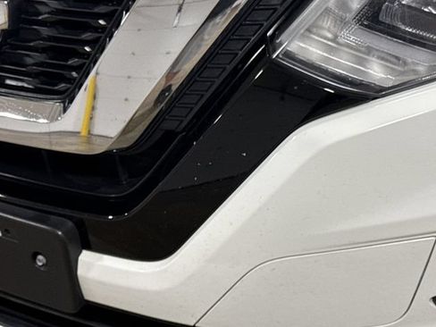 Used 2017 Nissan Rogue SV FWD image 41