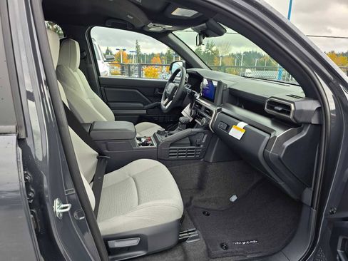 Certified 2025 Toyota 4Runner SR5 image 11