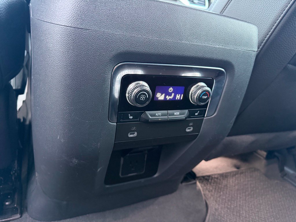 Certified 2023 GMC Yukon Denali AWD/4WD image 14