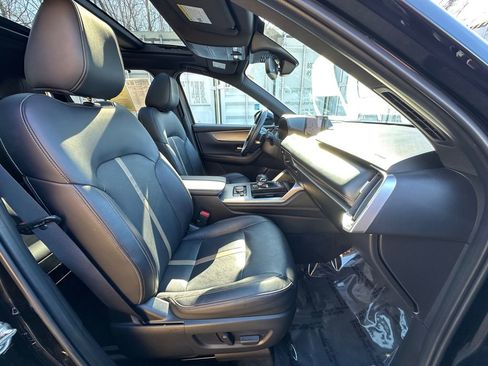 Certified 2024 MAZDA CX-90 Plug-In Hybrid w/ Premium Plus image 22