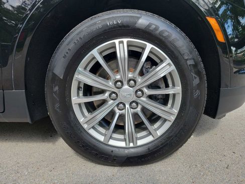 Used 2018 Cadillac XT5 Luxury image 12