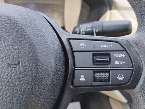 Certified 2023 Honda Accord EX image 19