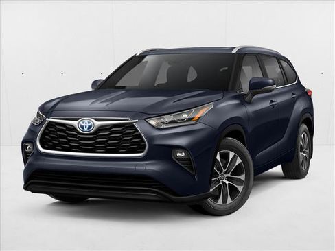 Used 2023 Toyota Highlander XLE AWD/4WD image 1