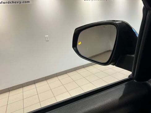 Used 2019 Toyota Tacoma TRD Off-Road AWD/4WD image 14