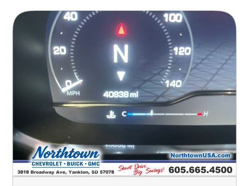 Used 2023 GMC Yukon SLT w/ SLT Premium Package AWD/4WD image 17
