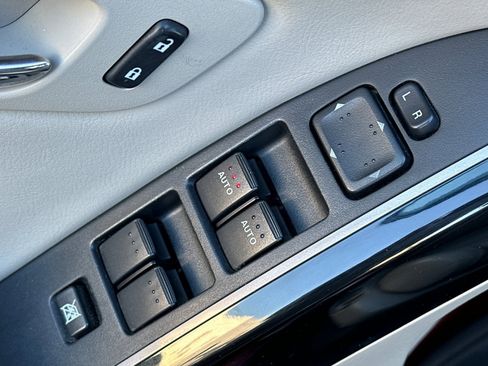 Used 2012 MAZDA CX-9 Touring image 15