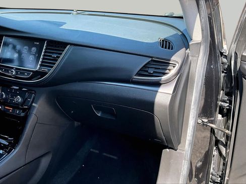 Used 2018 Buick Encore Sport Touring AWD/4WD image 19