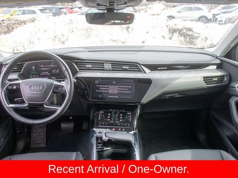 Used 2021 Audi e-tron Premium Plus w/ Premium Plus Package image 12