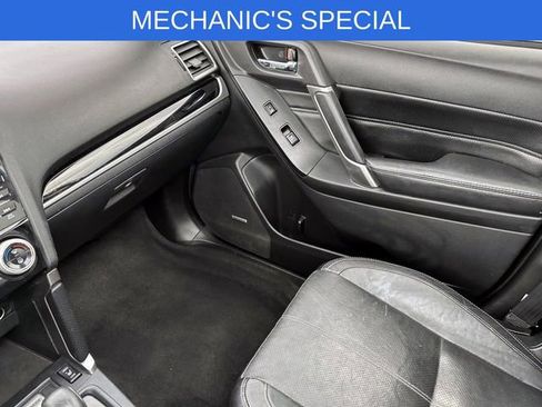 Used 2017 Subaru Forester 2.5i Touring AWD/4WD image 29