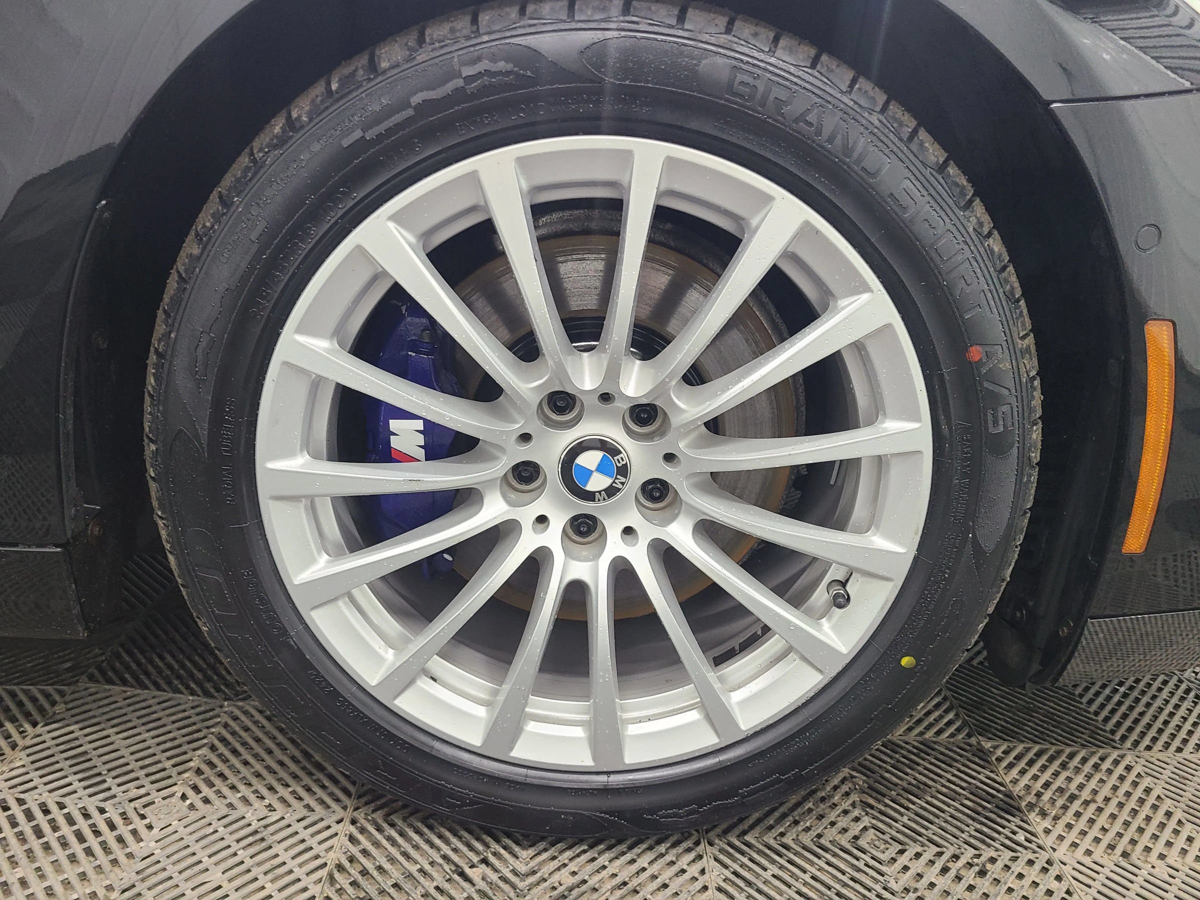 Used 2018 BMW 540i xDrive AWD/4WD image 15