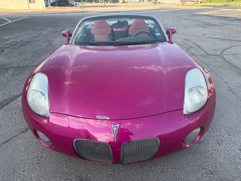 Used 2008 Pontiac Solstice Convertible w/ Premium Package image 10