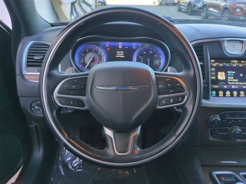 Used 2017 Chrysler 300 C Platinum w/ Safetytec Group II image 23