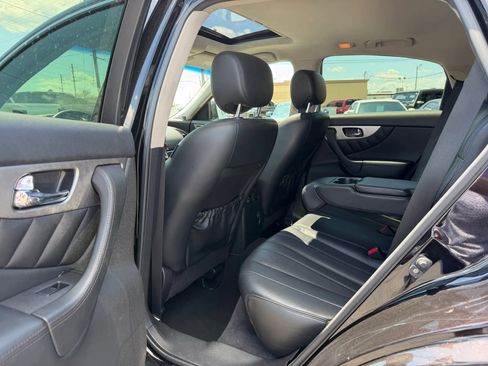 Used 2014 INFINITI QX70 2WD image 7