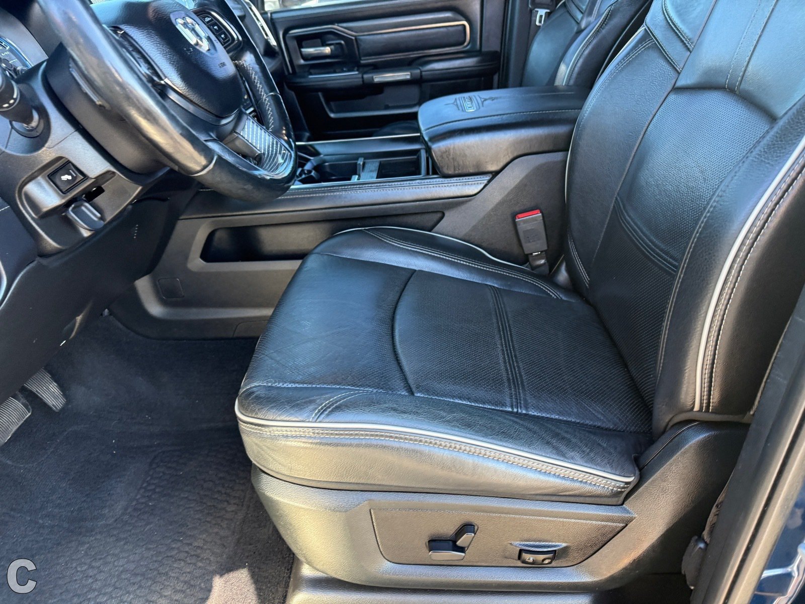 Used 2019 RAM 2500 Limited AWD/4WD image 20