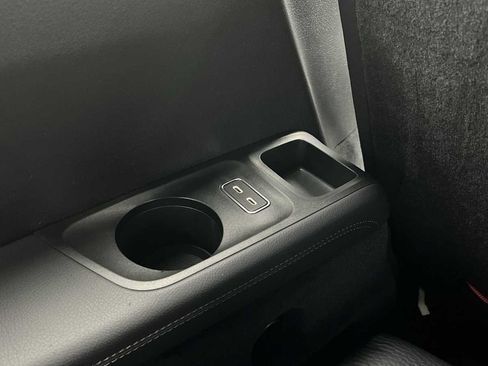 New 2026 Mercedes-Benz GLS 450 4MATIC image 55