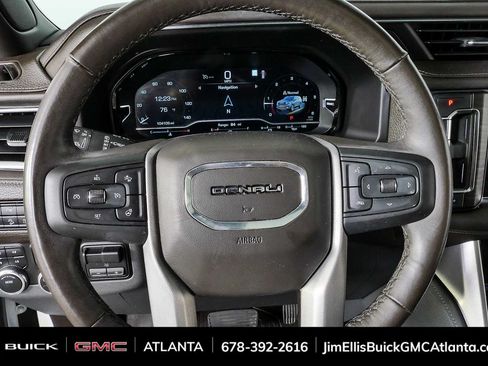 Used 2022 GMC Yukon XL Denali w/ Max Trailering Package AWD/4WD image 9