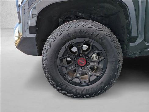 Used 2025 Toyota Tacoma TRD Pro image 13