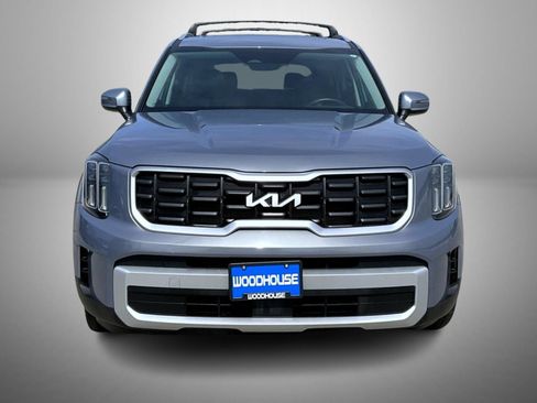 Used 2025 Kia Telluride S AWD/4WD image 2