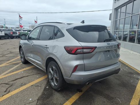 Used 2024 Ford Escape ST-Line w/ Tech Pack #1 image 3