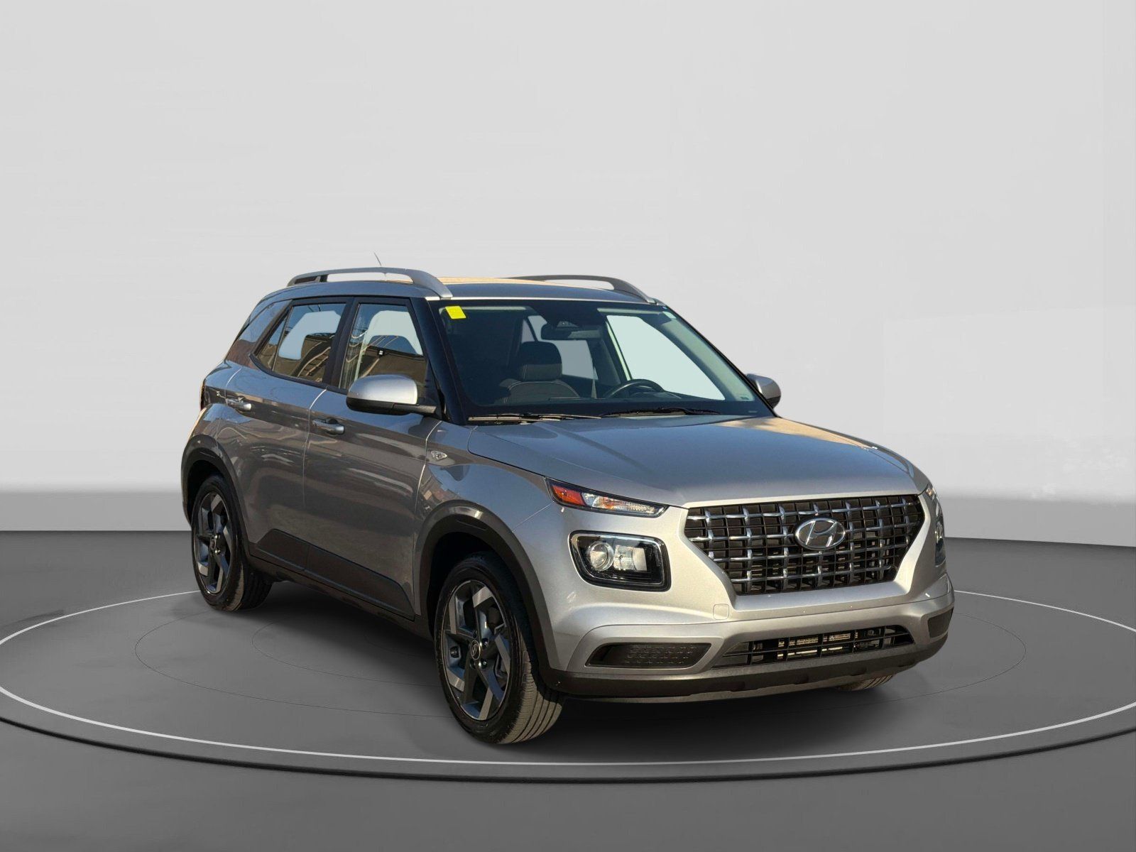 Used 2026 Hyundai Venue SEL FWD image 3