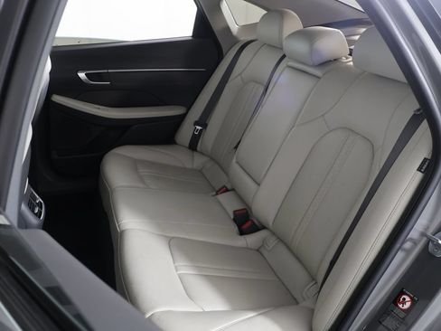 Used 2023 Hyundai Sonata Limited FWD image 32