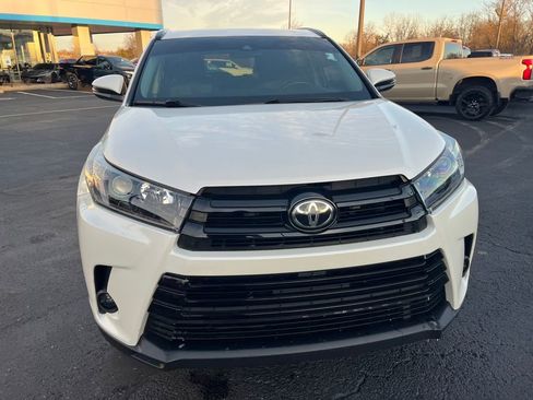 Used 2019 Toyota Highlander image 8